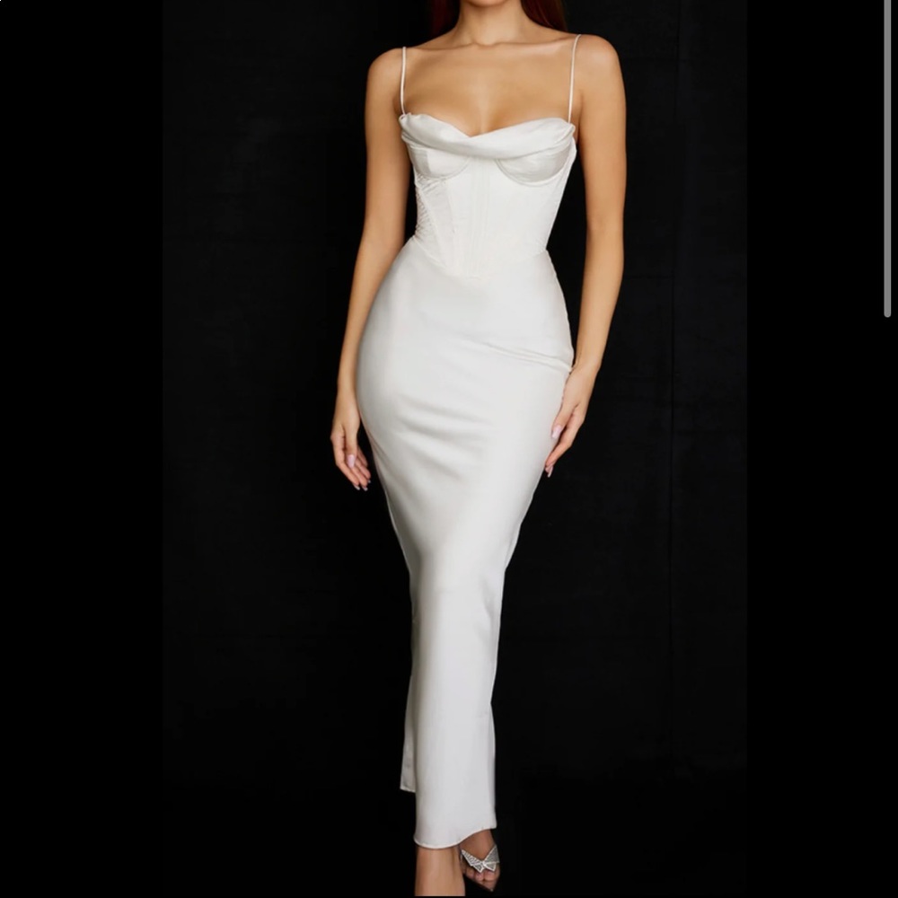 ⭐️ NWT! House of CB Charmaine Corset Dress